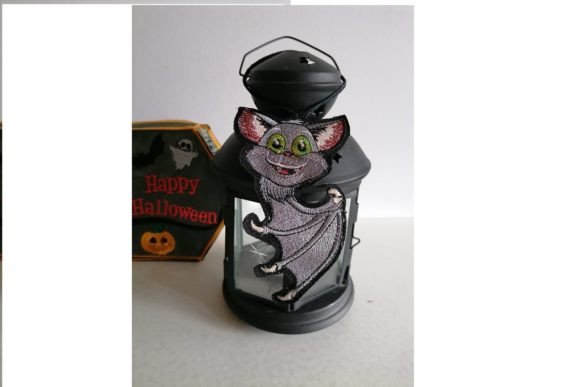 Vampire Cat: A Designer’s Review for Craft Fair Success